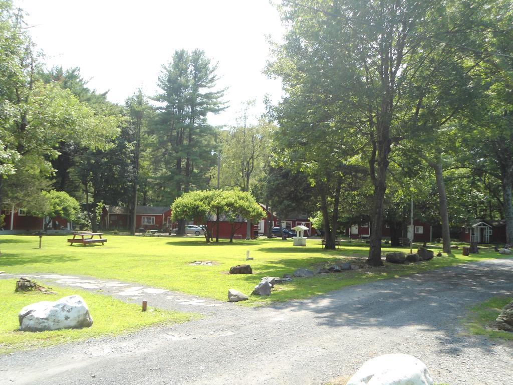 Flower Field Inn And Cottages Stroudsburg Exterior foto